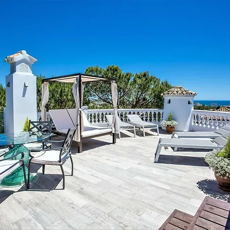 Luxury With Swimming Pool And Jacuzzi Marbella